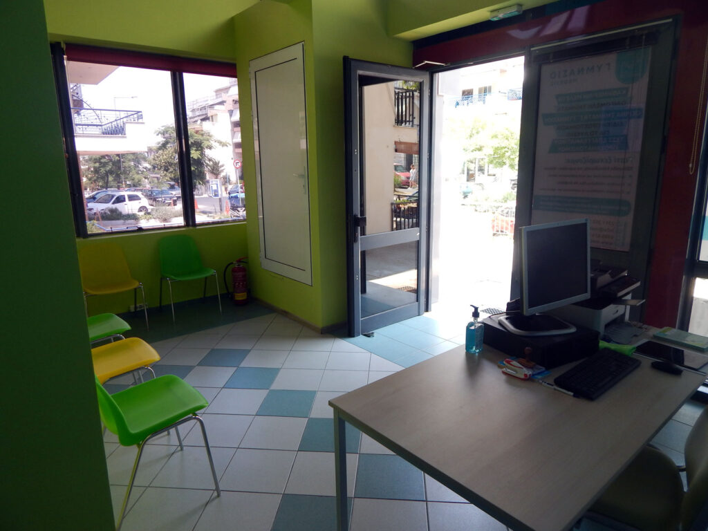 Φροντιστήριο Συκιές Μέθεξις - Είσοδος